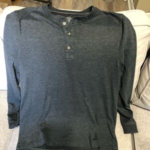 Long sleeve Legacy Henley